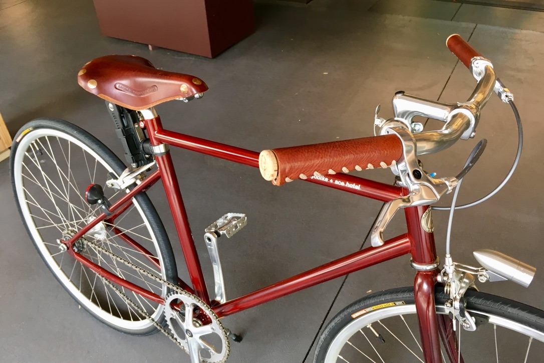 クロモリフレームの “ミニマル”クロスバイク 〜 TOKYO BIKE 26