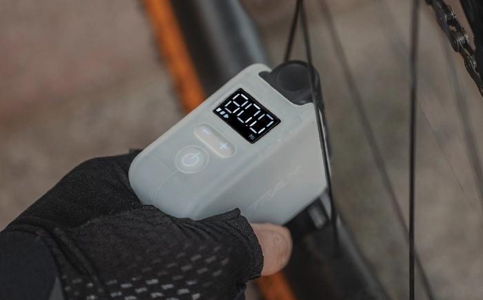 電動エアーポンプ｜トピーク - E-BOOSTER DIGITAL