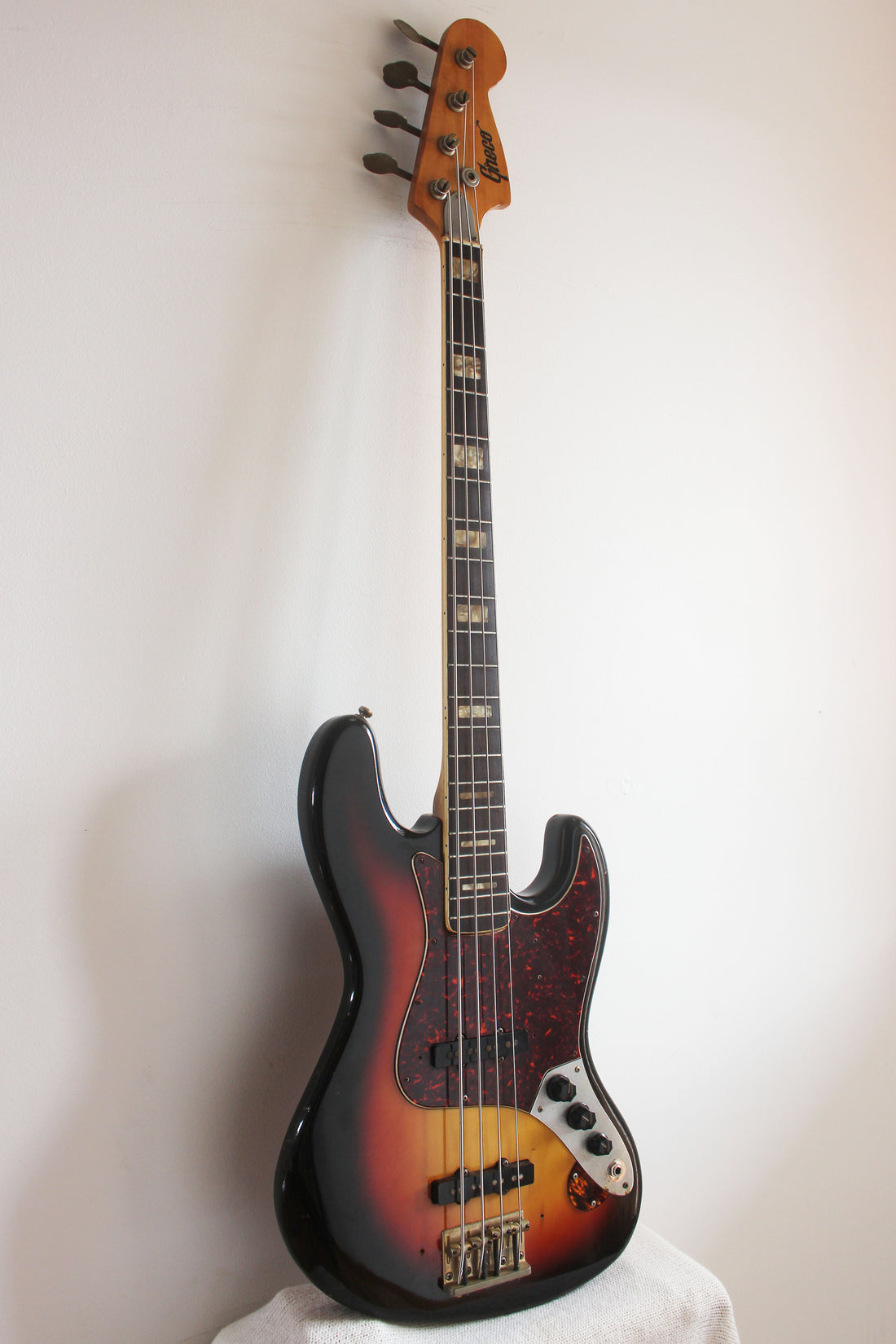 Used Greco Jazz Bass Sunburst 70s – Topshelf Instruments