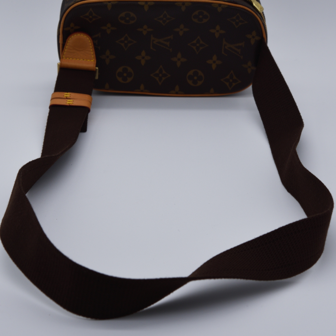 Louis Vuitton ポシェットガンジュ モノグラム M51870 | 中古通販