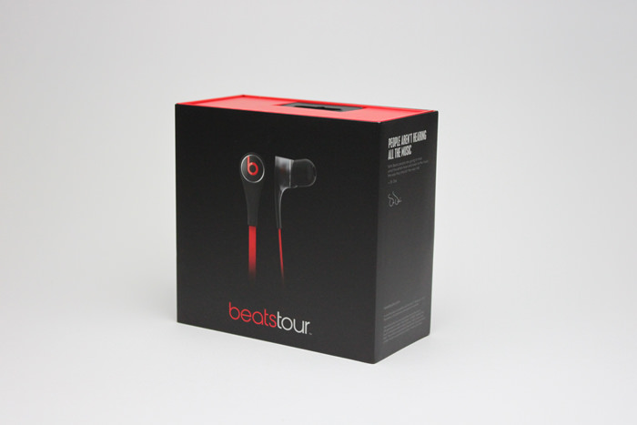 レビュー】絡まないケーブル・バランスの取れた音が魅力のイヤフォン