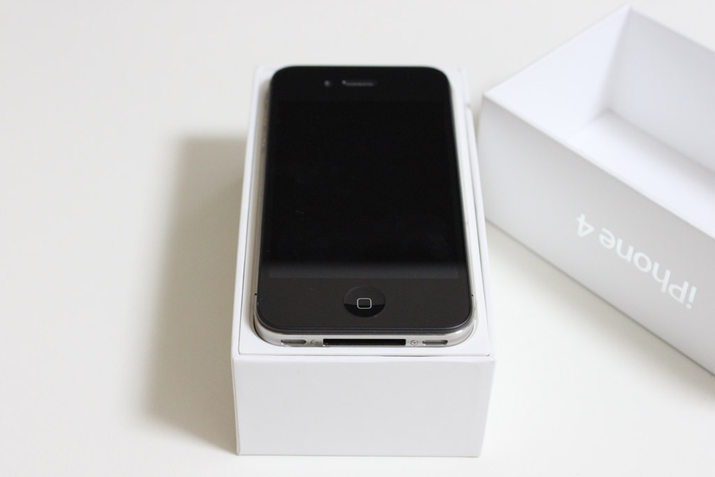 レビュー】アップルの「すべてを変えていく」は本当だった『iPhone 4