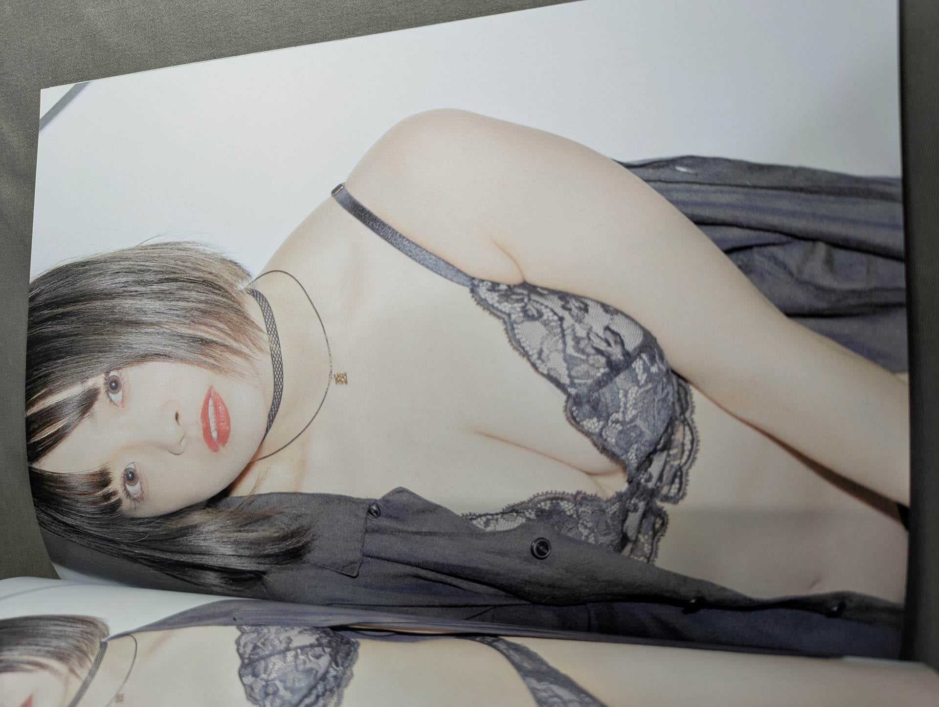 直筆サイン入り】なつぽい 写真集 ぽい拾い。 – 闘道館