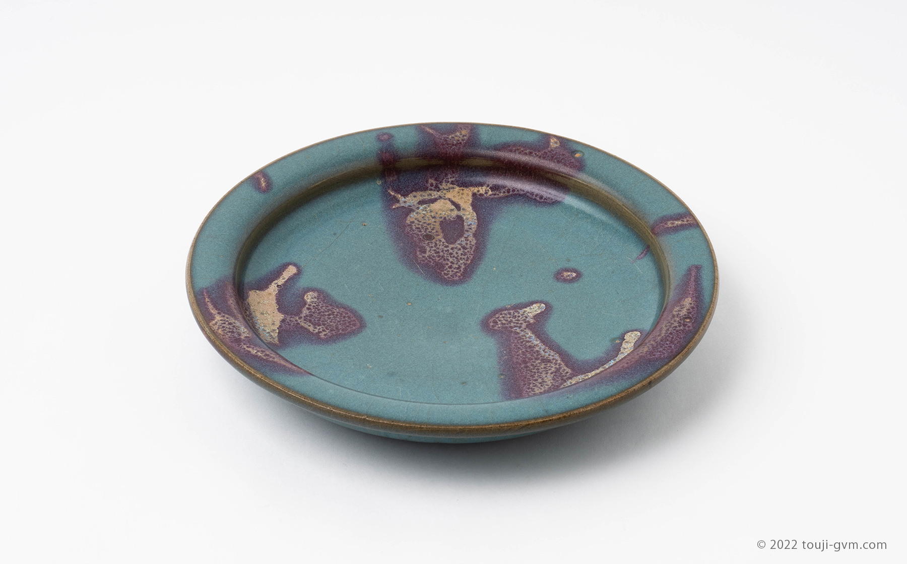 鈞窯澱青釉紫紅斑盤 – Jun ware Plate | 陶磁オンライン美術館ーTOUJI