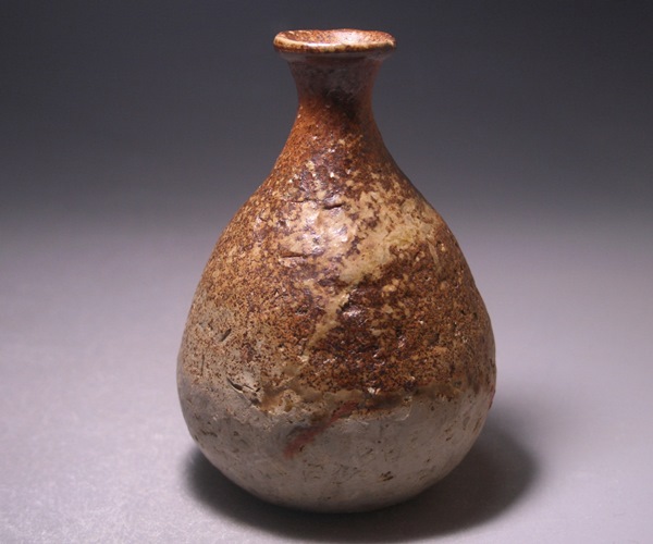 横山直樹 作 「備前自然練込徳利」 ～備前焼専門卸小売店 川口陶楽苑～