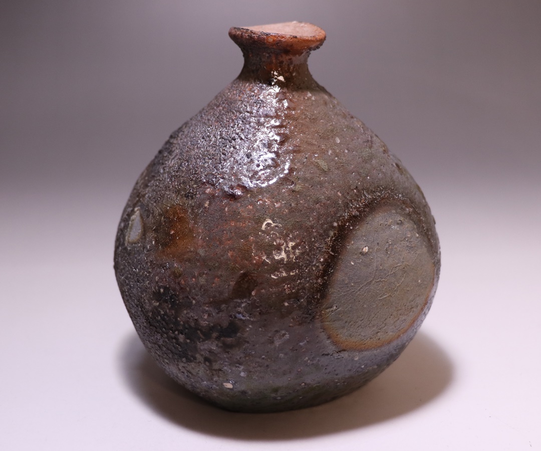 金重 愫 作 「備前片口」 ～備前焼専門卸小売店 川口陶楽苑～