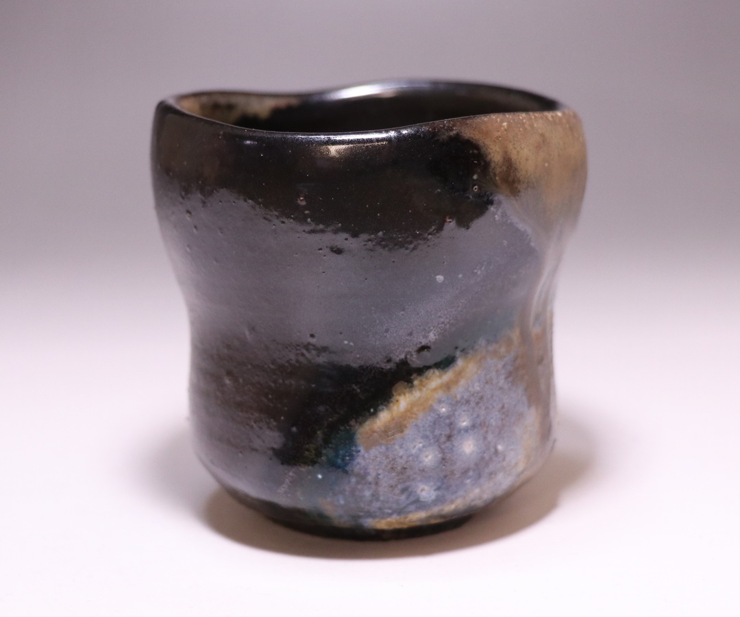 馬場隆志 作 「窯変蒼湯呑」 ～備前焼専門卸小売店 川口陶楽苑～