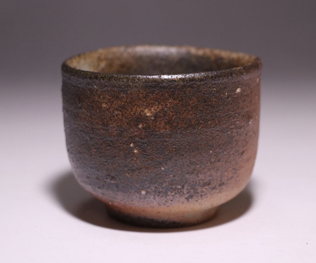 山本陶秀 作 「備前酒呑」 ～備前焼専門卸小売店 川口陶楽苑～