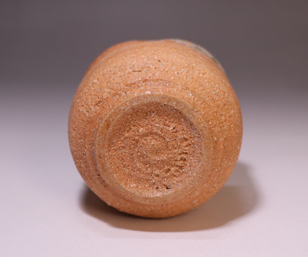 越智富雄 作 「信楽酒呑」 ～備前焼専門卸小売店 川口陶楽苑～