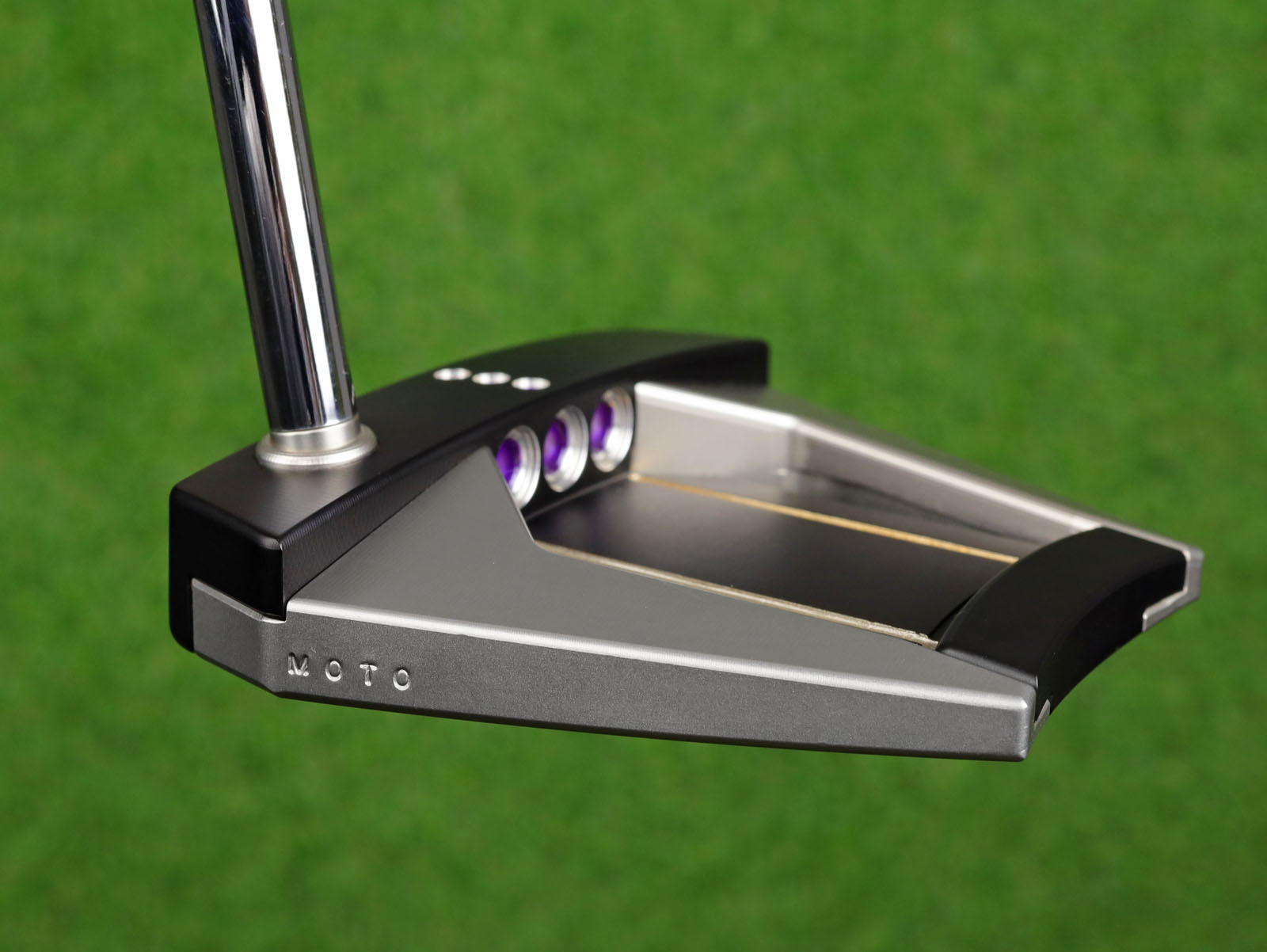 Scotty Cameron MOTO Phantom X 6 