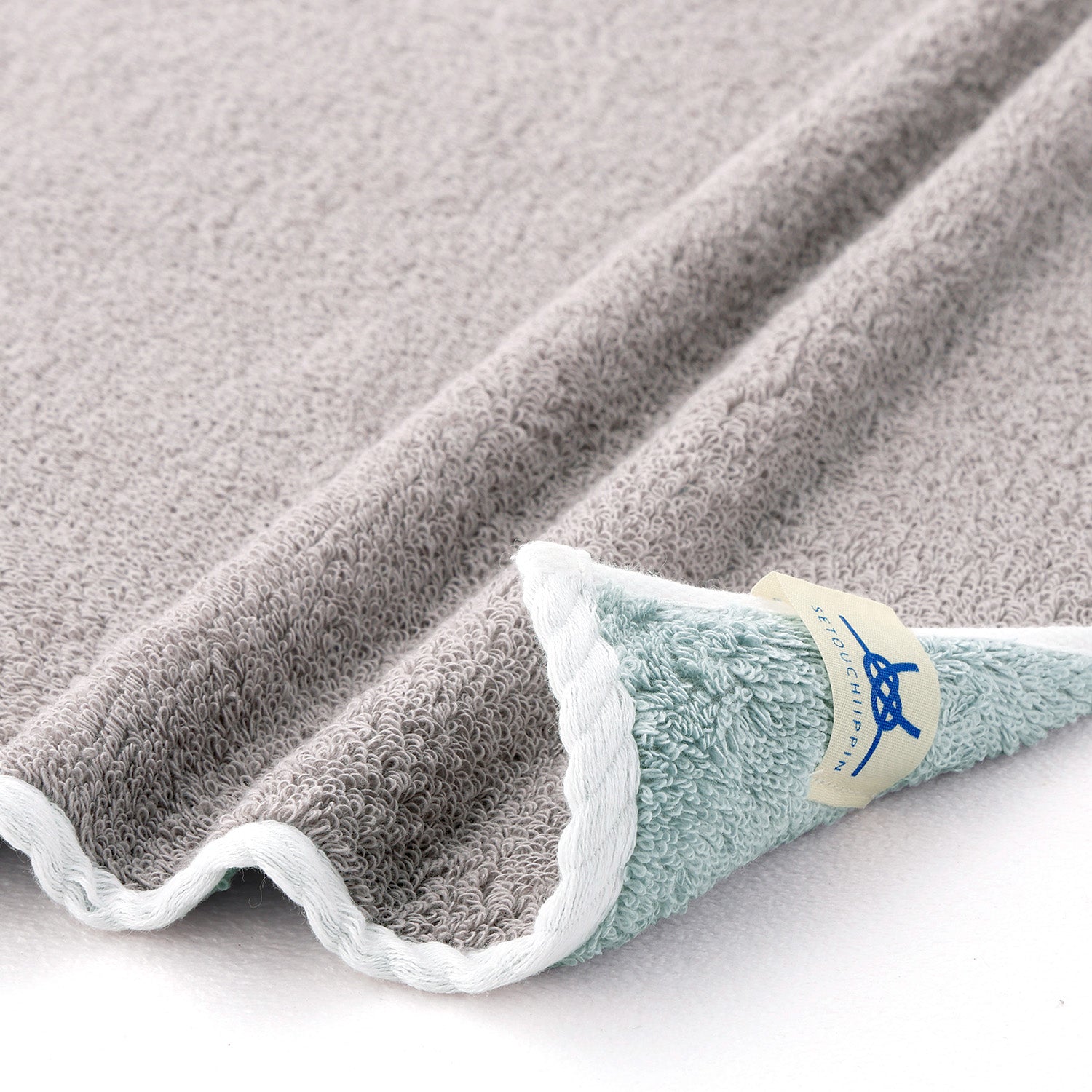 瀬戸内逸品』 曙 akebono タオルハンカチ – タオル美術館公式