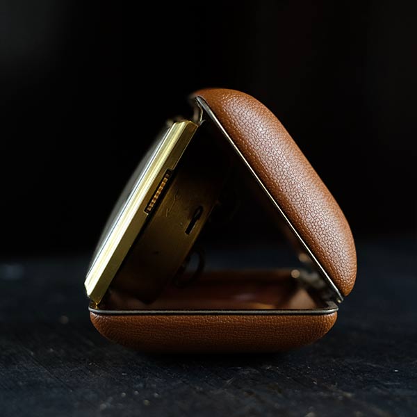 TOKYO CLOCK 手巻き式トラベルクロック – zakka store towi