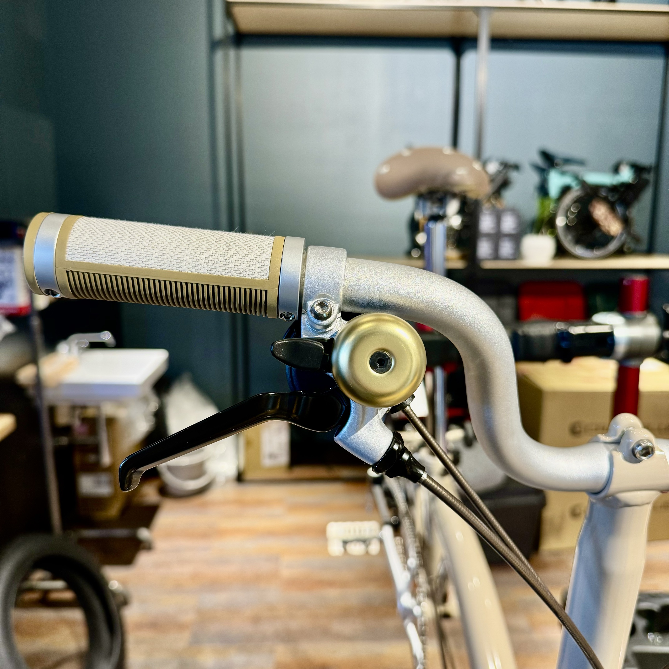 カスタム日記】Brompton のシフターのカスタム | トイファクトリーの