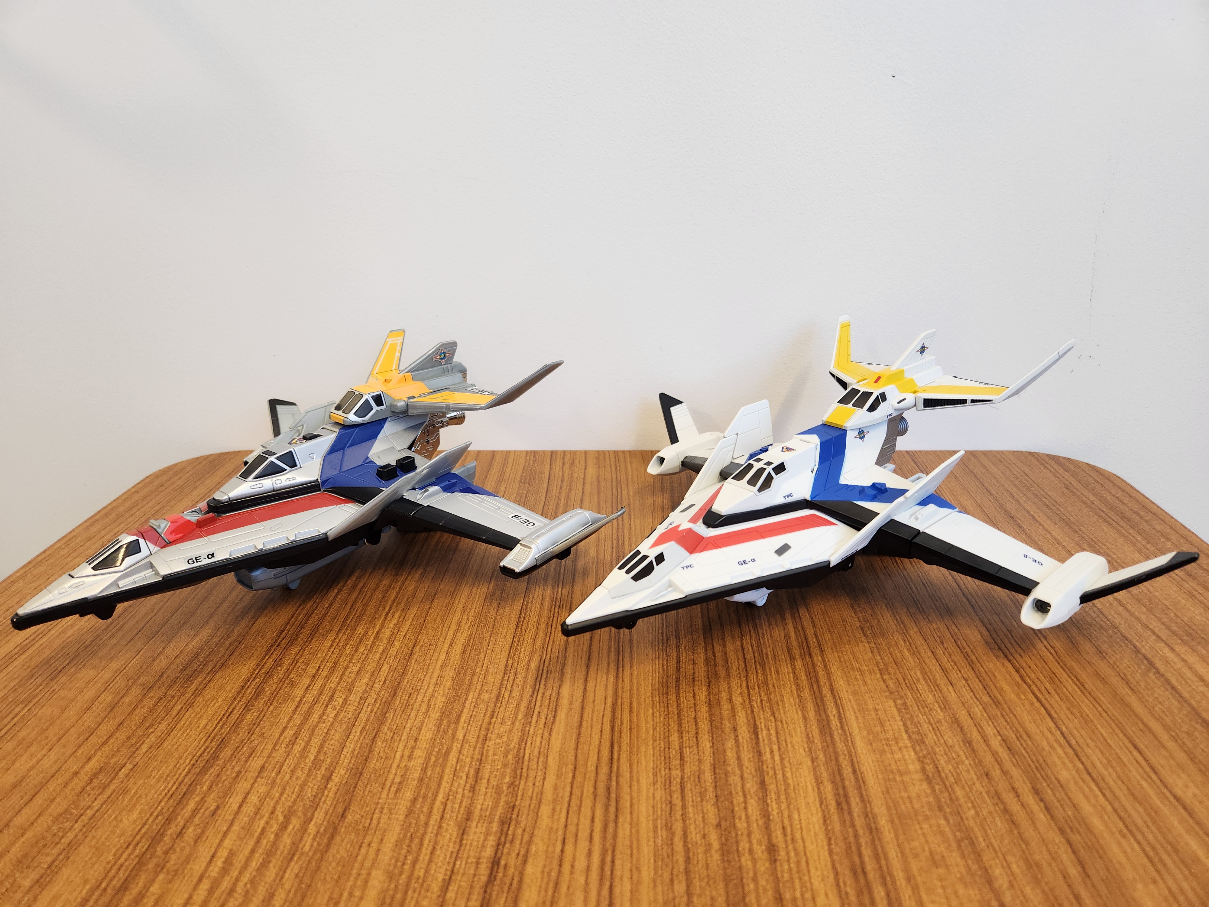 ウルトラマン玩具ブログVol.74 ウルトライドクロニクル ガッツイーグル