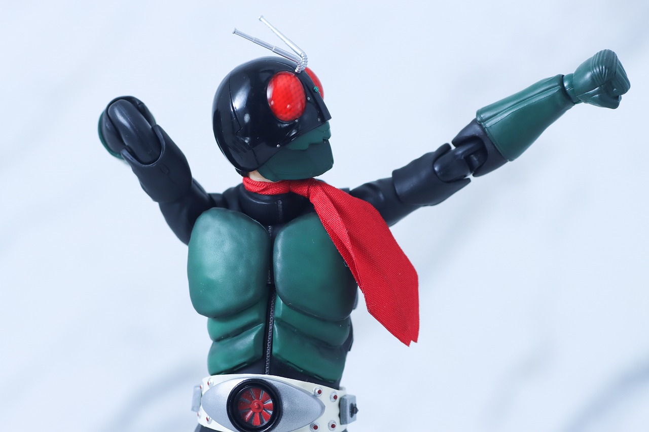 S.H.フィギュアーツ 真骨彫製法 仮面ライダー1号（桜島 Ver.） 栄光の