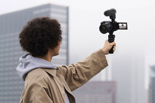 TOYO RENTAL：撮影機材レンタル：SONY VLOGCAM ZV-E1L × FE 28-60mm F4