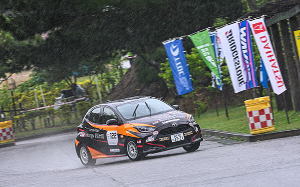 中村 仁 | ドライバー情報 | モータースポーツ活動 | TOYOTA GAZOO Racing