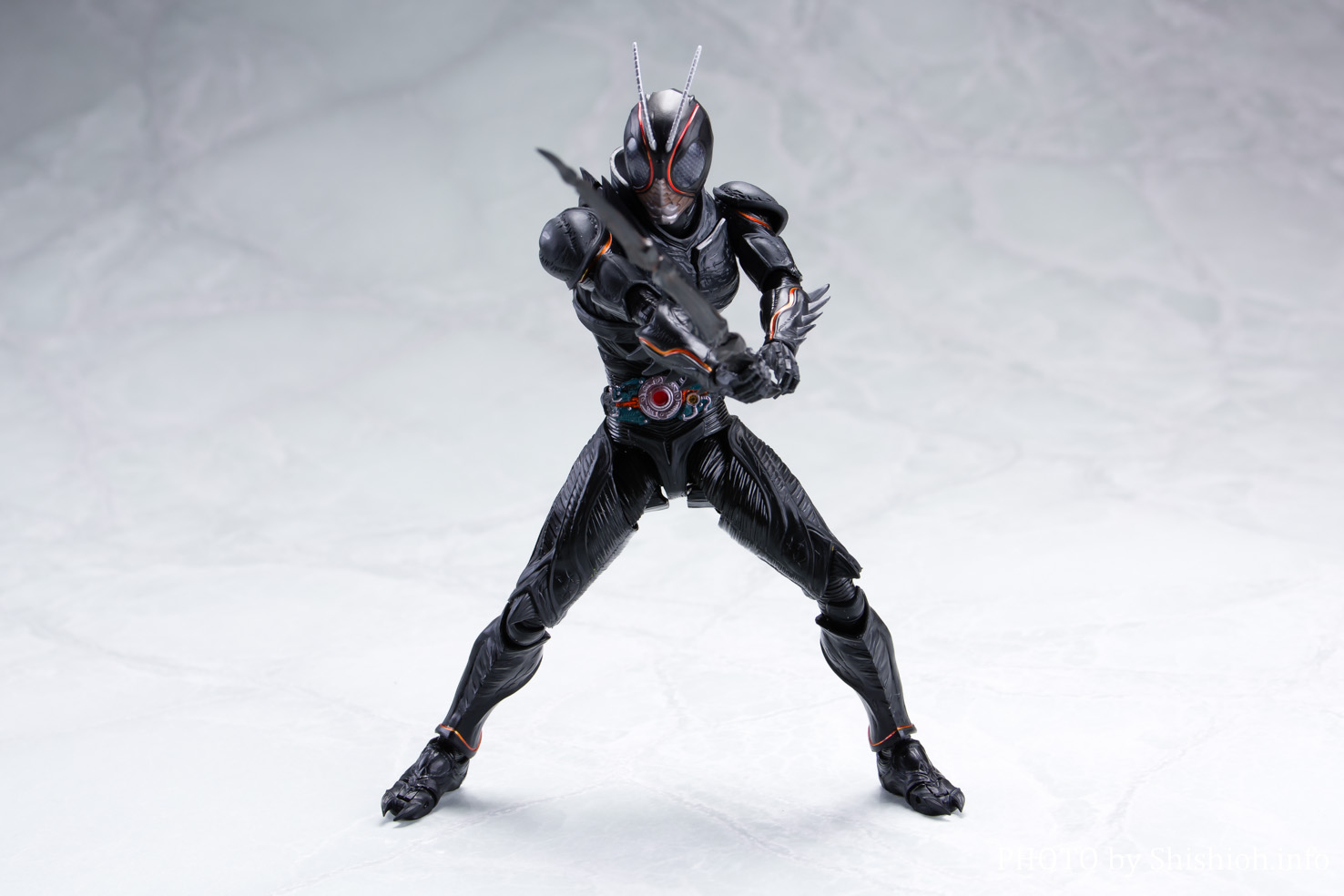 レビュー】S.H.Figuarts 仮面ライダーBLACK SUN