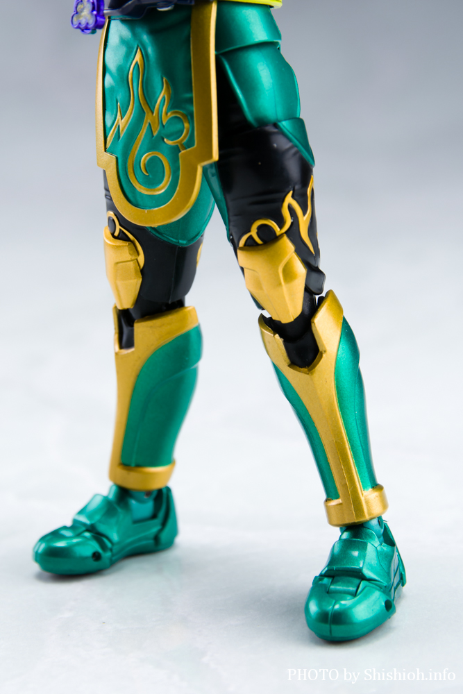 レビュー】S.H.Figuarts（真骨彫製法） 仮面ライダー龍玄 ブドウアームズ