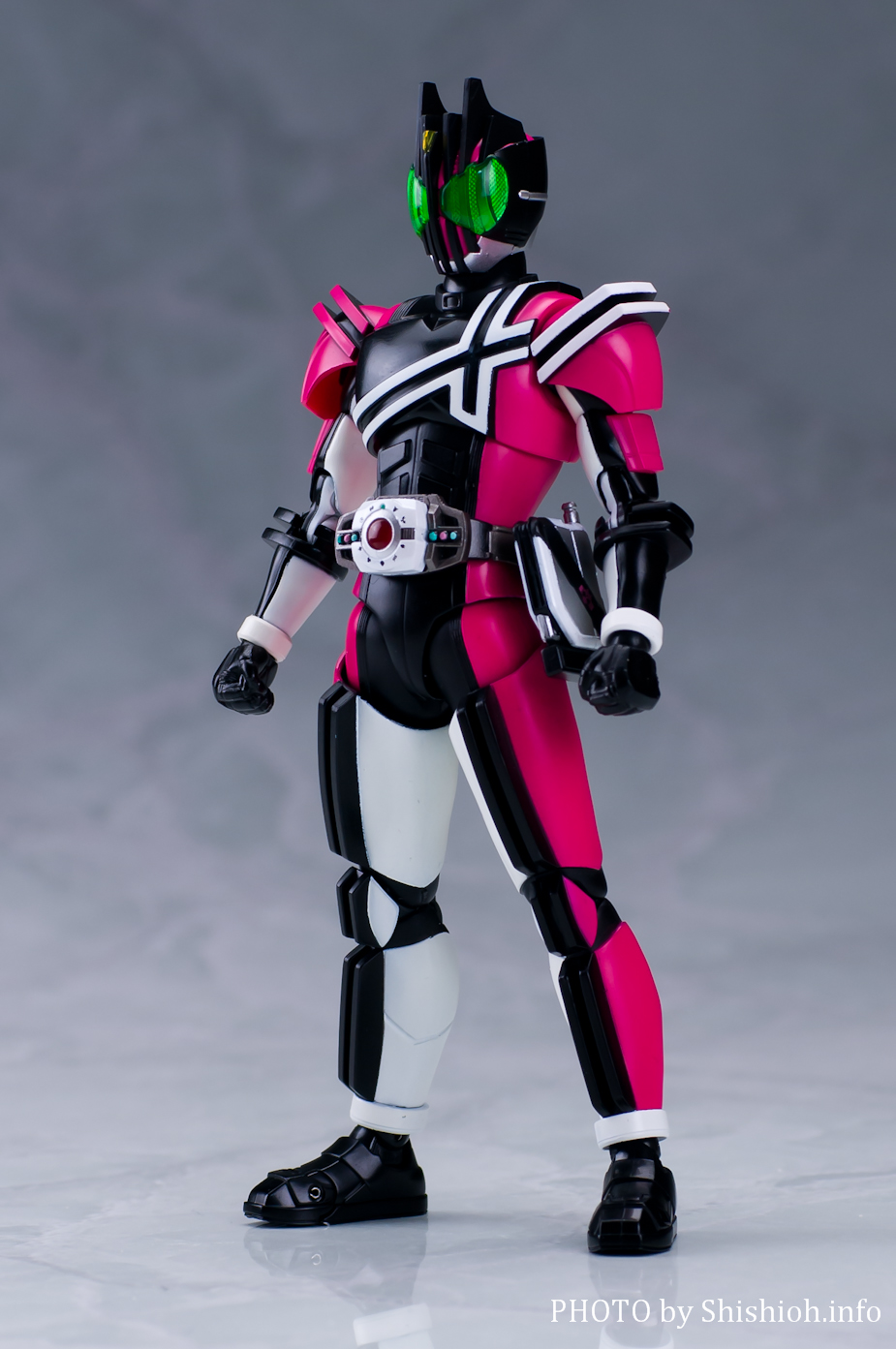 レビュー】S.H.Figuarts（真骨彫製法）仮面ライダーディケイド