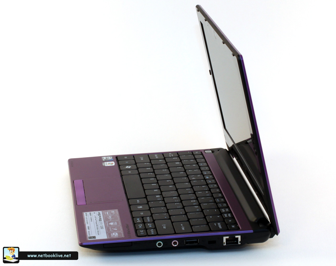 Acer Aspire One D260 review - an affordable netbook you would love