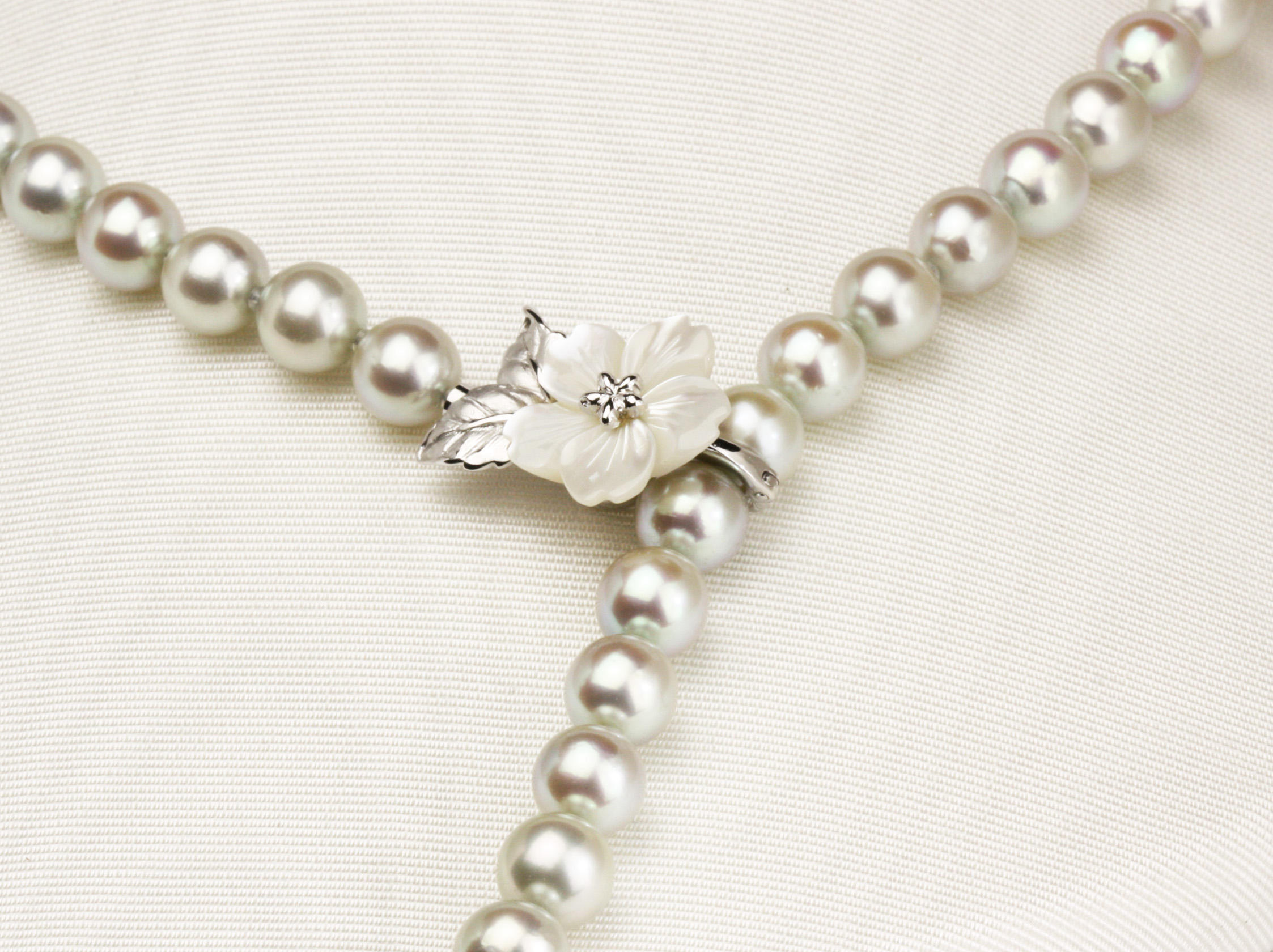 桜のマグピタ付きグレーの和珠ネックレス - 茨城県桜川市・筑西市の