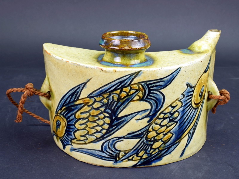 壺屋焼は沖縄の陶器【全国の焼き物と窯場を紹介】 | 陶楽