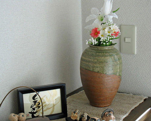 楽天市場】在庫数限り 信楽焼 花瓶 ビードロ壷型 8号 陶器 おしゃれ 花