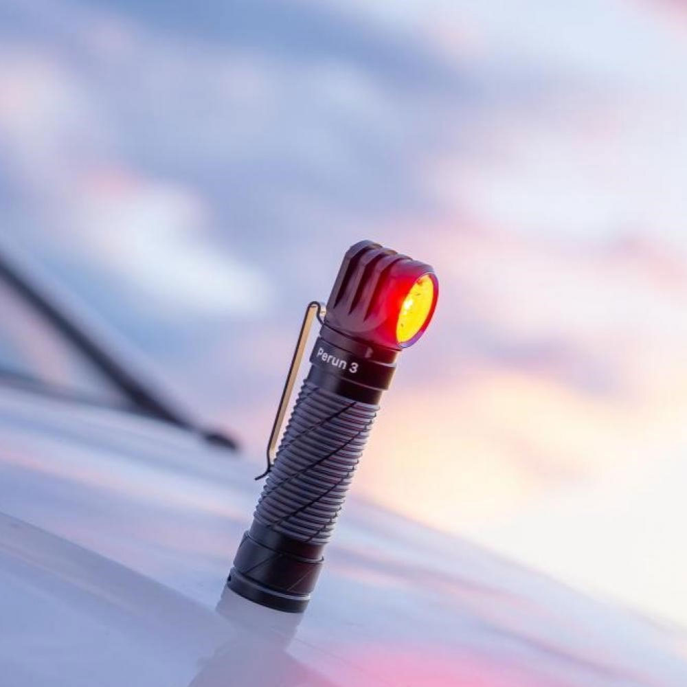 楽天市場】OLIGHT オーライト Perun 3 高出力L型懐中電灯 3000ルーメン