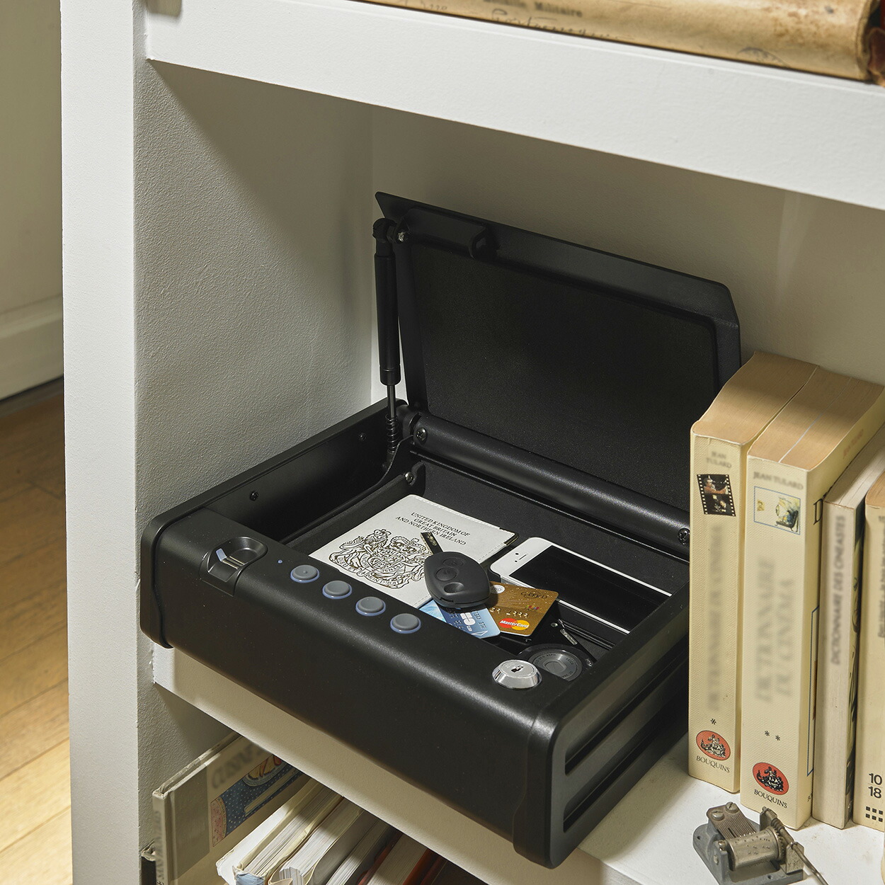 楽天市場】〈 指紋認証 ＋ 暗証番号 ＋ 鍵〉Master Lock (マスター