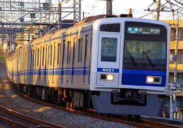 楽天市場】西武6000系アルミ車（6157編成 PMSM試験車）基本6両編成