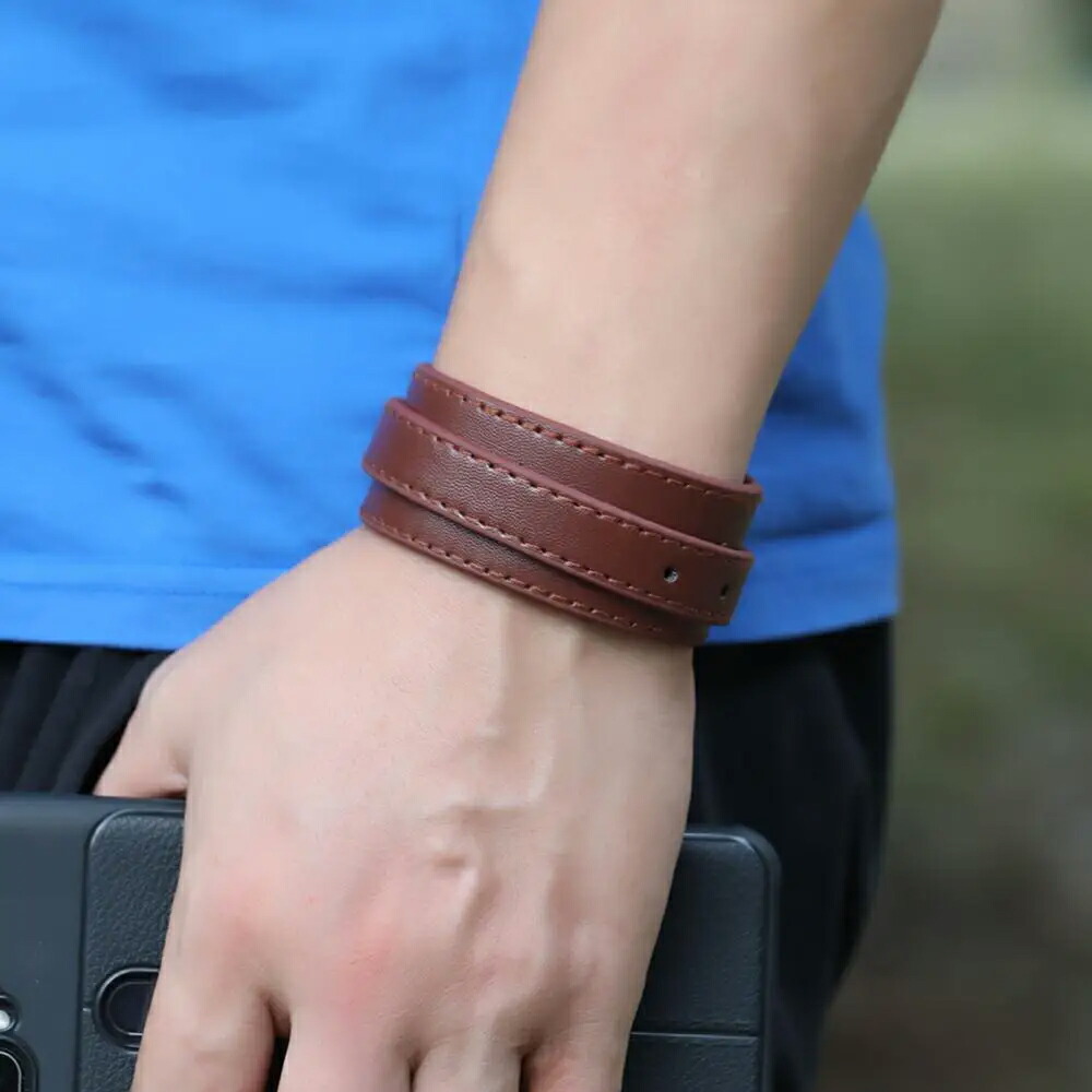楽天市場】ブラウンレザーバックルブレスレット 茶色 手首 ワイド 幅