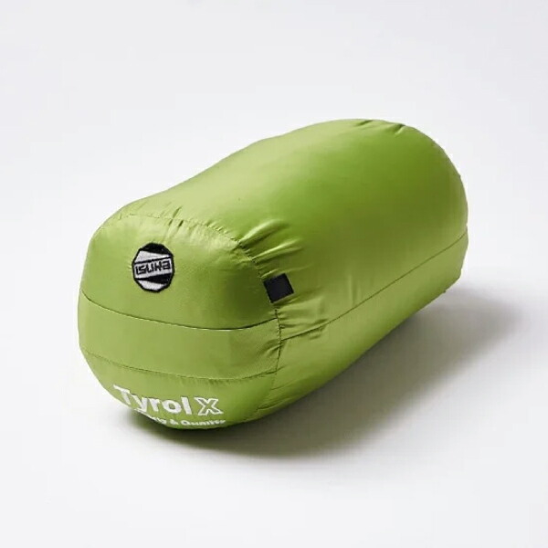 ISUKA ダウンプラス チロル 快適温度−6℃ 冬キャンプ 登山 車中泊