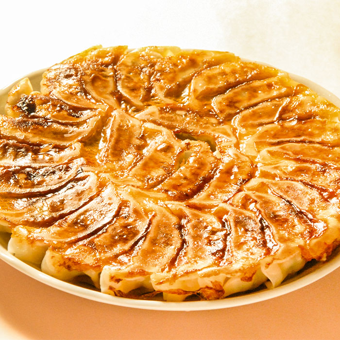 楽天市場】横浜餃子ピリ辛（75個入り） 餃子 ぎょうざ ギョウザ 焼き