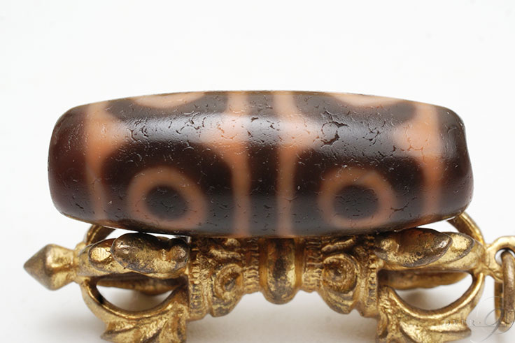 楽天市場】《現物限り一点物》 【 四線虎牙六眼天珠 老礦天珠 約34mm