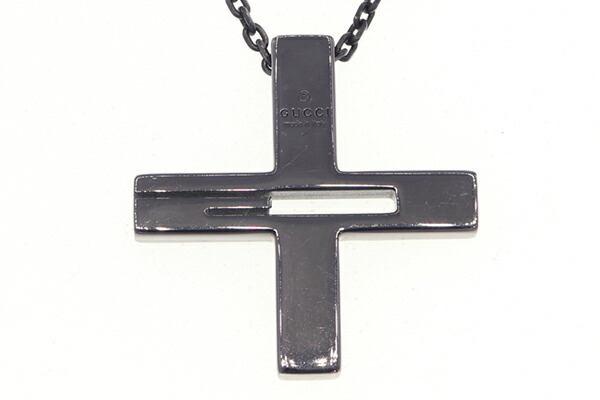 楽天市場】グッチ ネックレス カットアウトG クロス 228363 ブラック