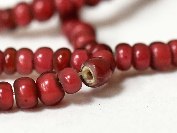 楽天市場】【2201】ANTIQUE金赤ホワイトハーツ小粒ビーズ一連（Φ3.0mm