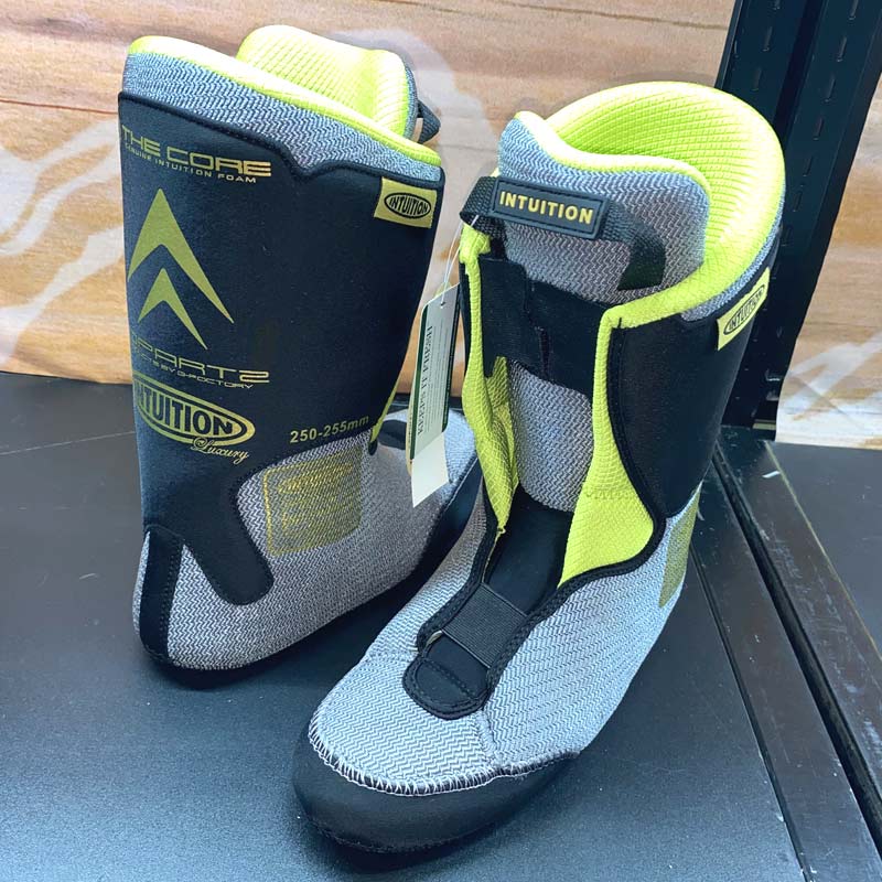 GStyle 26.5 INTUITION インナー スノーボードブーツ