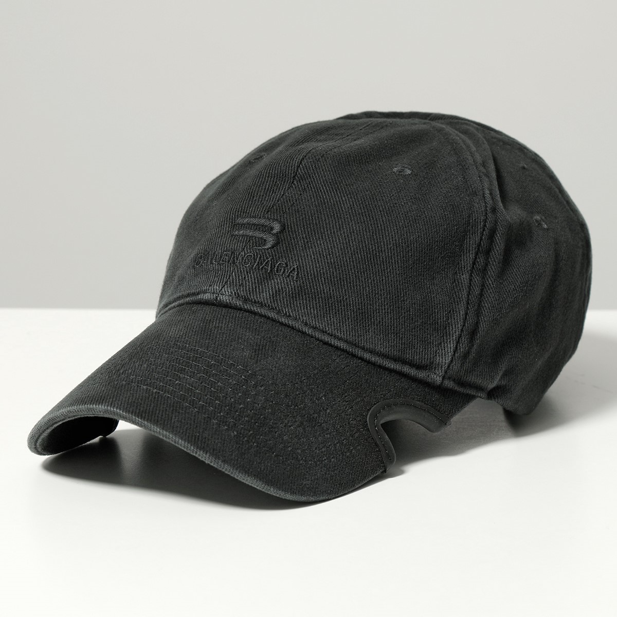 楽天市場】BALENCIAGA バレンシアガ ベースボールキャップ 661886