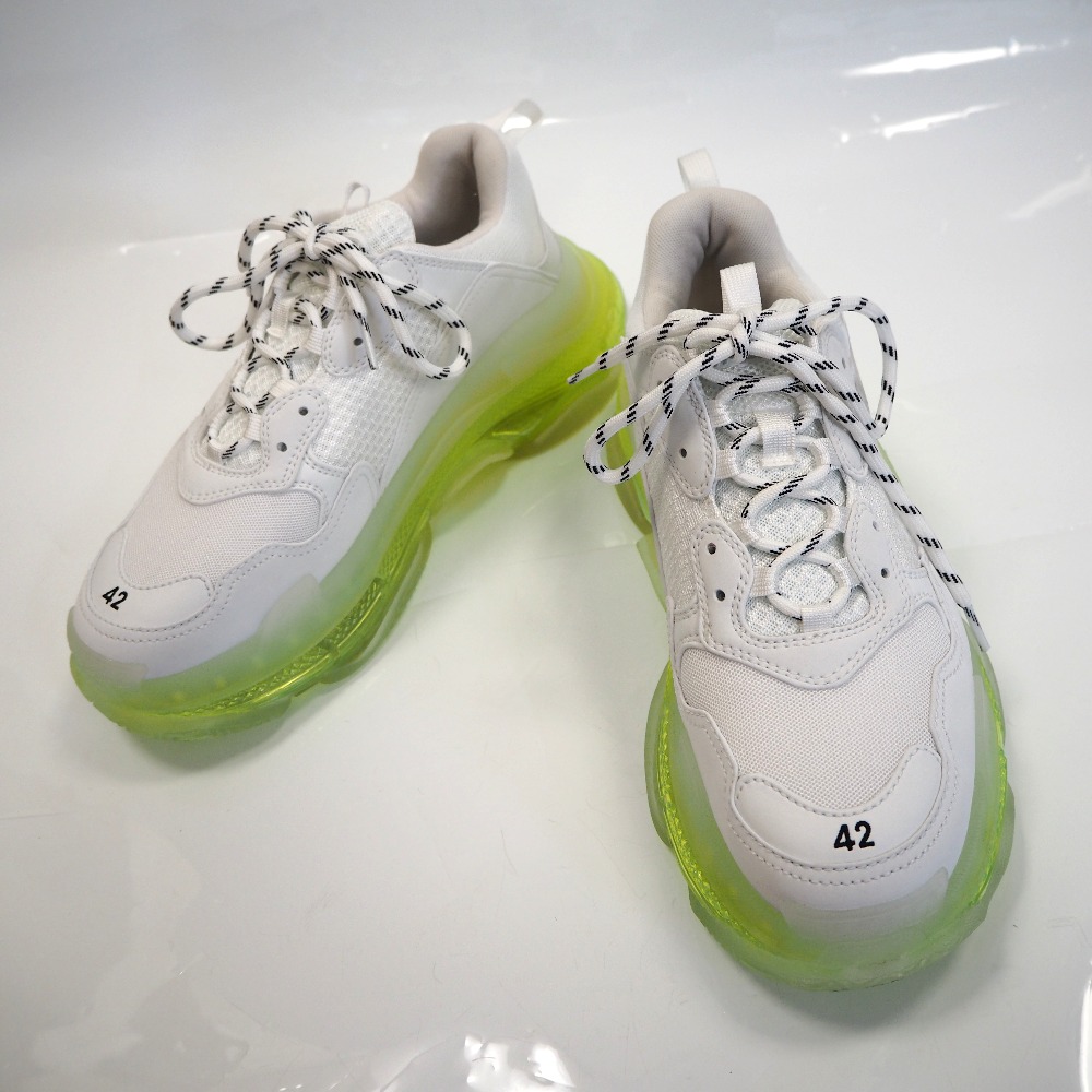 楽天市場】バレンシアガ スニーカー トリプルS Triple S 541624