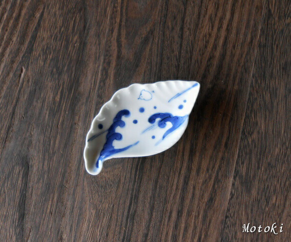 楽天市場】伊万里焼 波千鳥 貝形手塩皿(豆皿) : 有田焼や心器