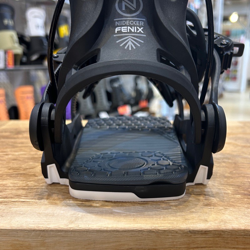 楽天市場】【ラスト1点】 24-25 NIDECKER FLOW FENIX ｶﾗｰ:BLACK Sｻｲｽﾞ