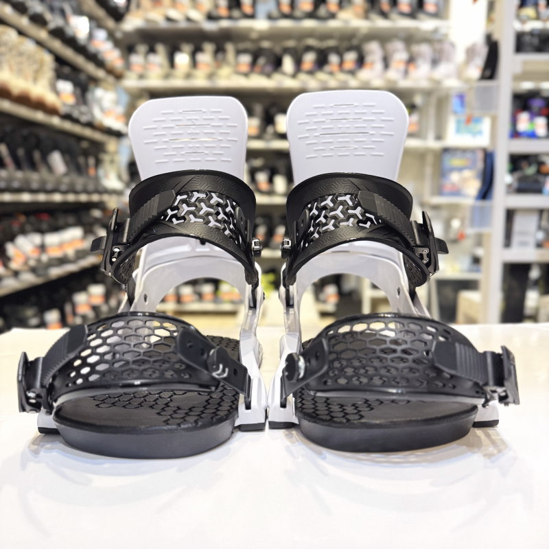 楽天市場】24-25 YES. IPO ｶﾗｰ:WHITE Mｻｲｽﾞイェス アイピーオー