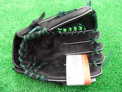 楽天市場】【少年用】： ナイキ 岩村明憲選手シグニチャー・グローブ