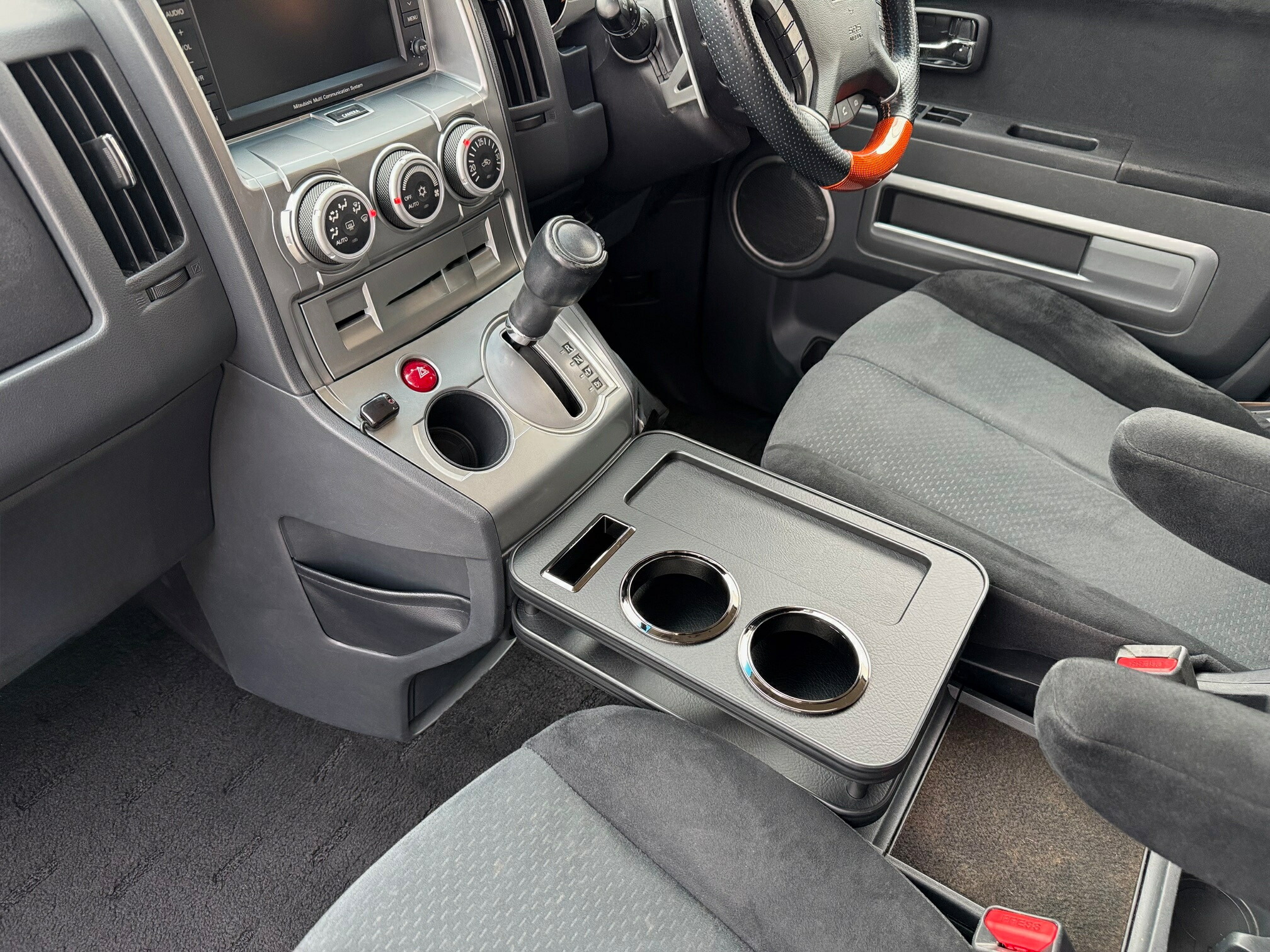 楽天市場】デリカ D5 CV#W 【前期専用】 センターテーブル マット