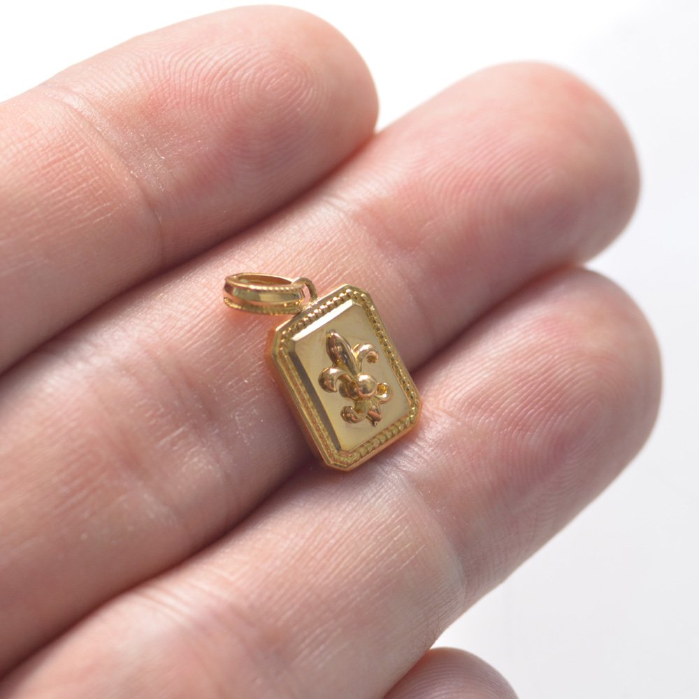 楽天市場】K24 ペンダントトップ メンズ 純金 ゴールド 百合の紋章