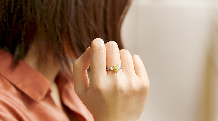 楽天市場】ダイヤモンド リング 1.30ct FANCY INTENSE YELLOW SI2 ペア