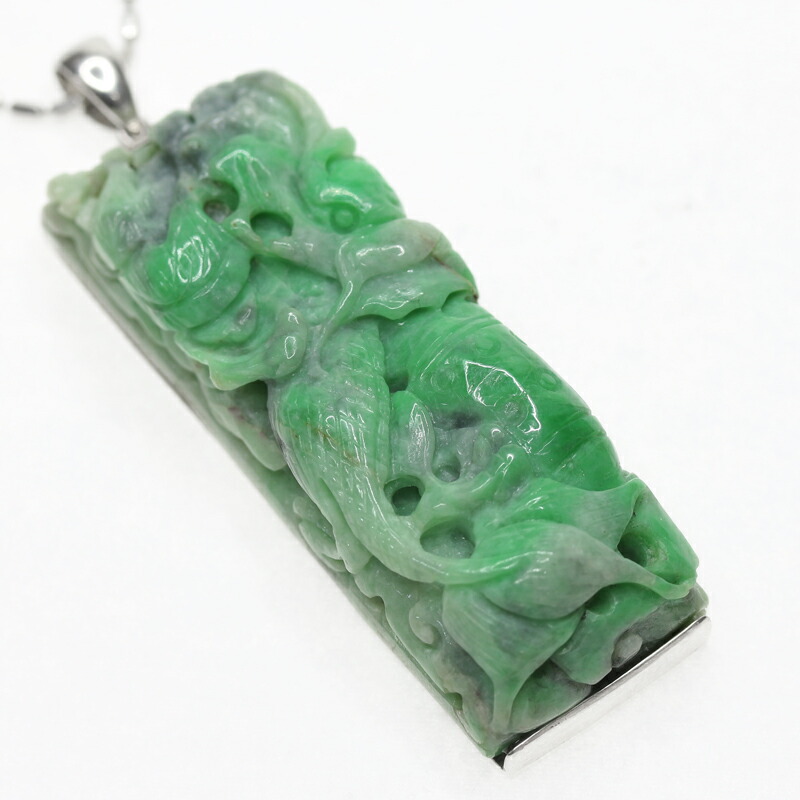 楽天市場】【ｾｰﾙ】翡翠彫刻 54.4mm×20.4mm ペンダント ネックレス