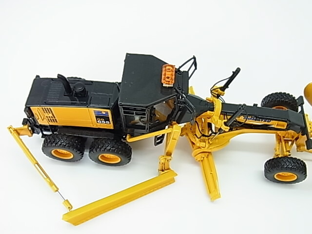 楽天市場】ファーストギア 1/50 コマツ モーターグレーダー GD655-5