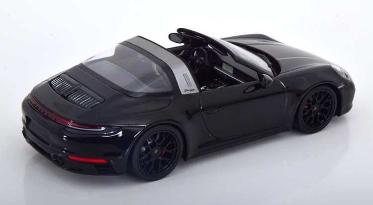 楽天市場】ミニチャンプス 1/18 ポルシェ 911 (992) タルガ 4 GTS 2021